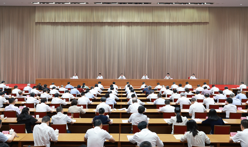 王曉暉出席全省網絡安全和信息化工作會議強調 加快建設網絡強省數(shù)字四川 全力推動網信事業(yè)高質量發(fā)展 黃強主持「相關圖片」